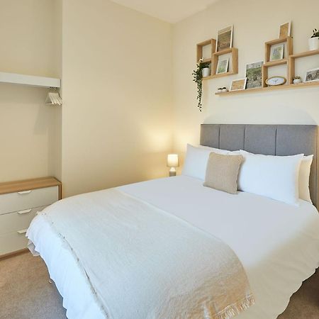 Host & Stay - South Cliff Apartment Скарборо Екстер'єр фото